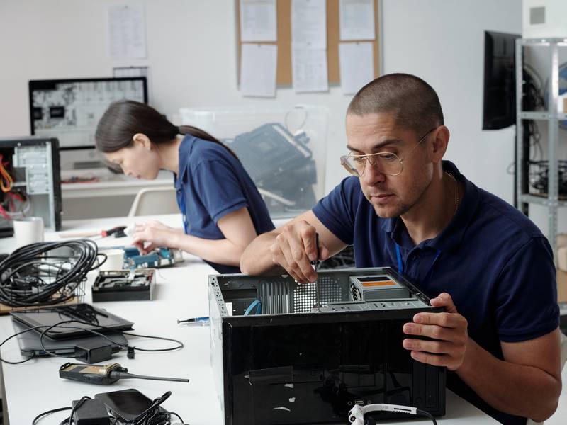 Precision Computer Repair Service: Professional Solutions