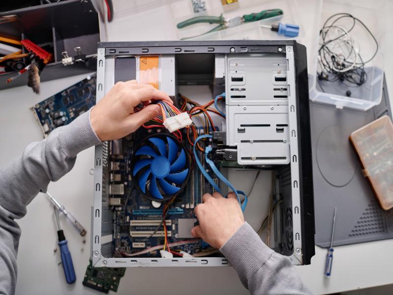 Who Offers Complete Computer Repair Service Near Taylor, MI?